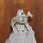 Broche Marquesitas Jinete