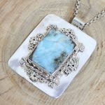 Colgante Larimar Flores