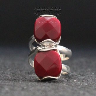Anillo Ónix Rojo Tallado
