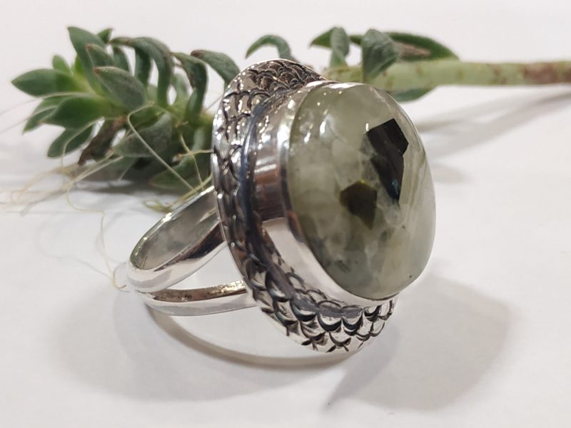 Anillo Prehnita Anillo Prehnita