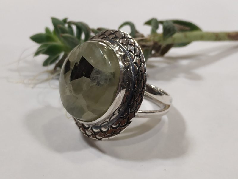 Anillo Prehnita Anillo Prehnita