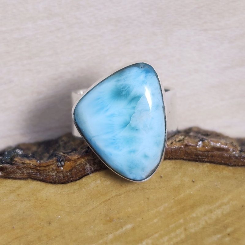 Anillo Larimar