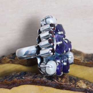 Anillo Amatista, Perlas y Granates