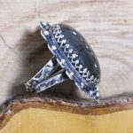 Anillo Espectrolita Flor