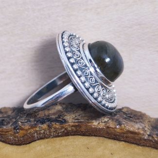 Anillo Espectrolita