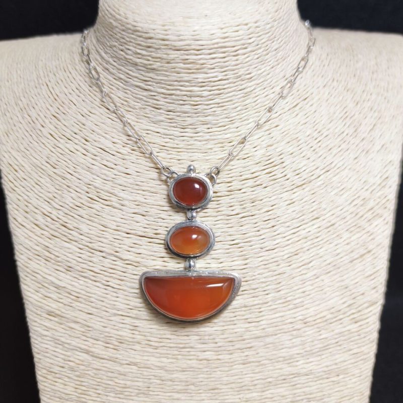 Collar Calcedonia Naranja Ancla
