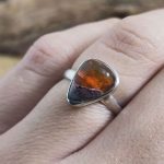 Anillo Ópalo Fuego Gota