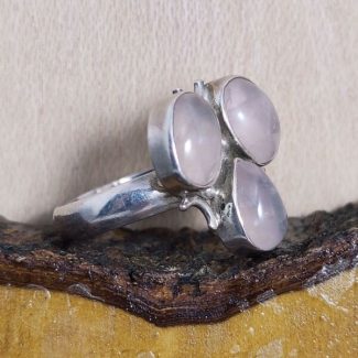 Anillo Cuarzo Rosa Tres