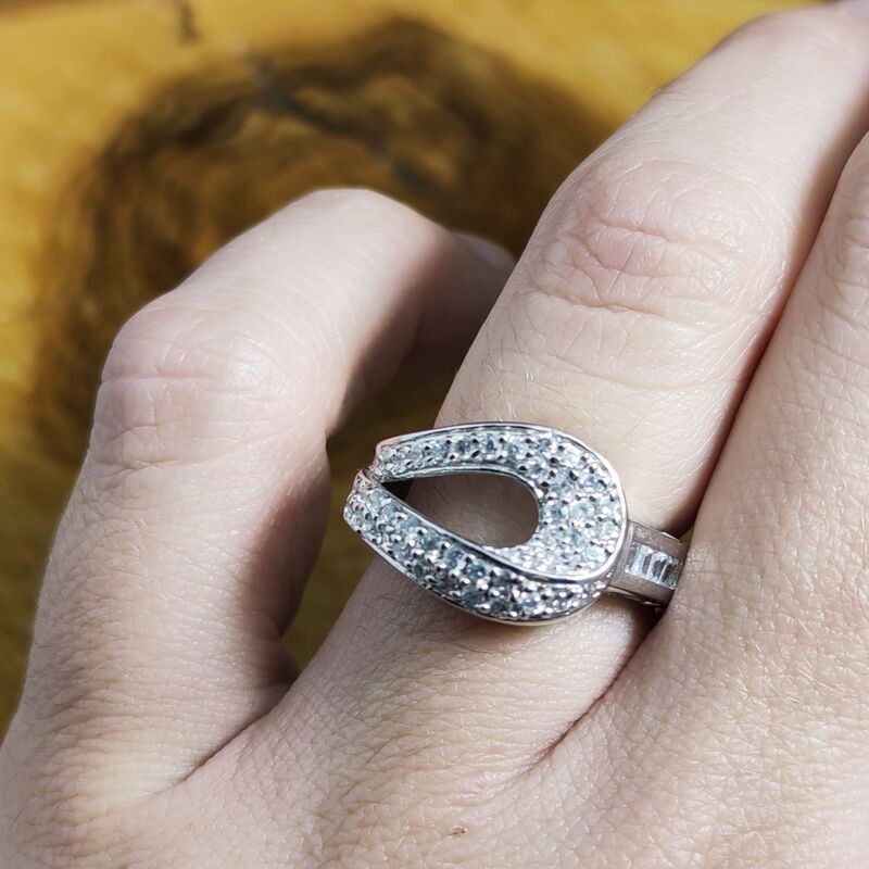 Anillo Circonitas