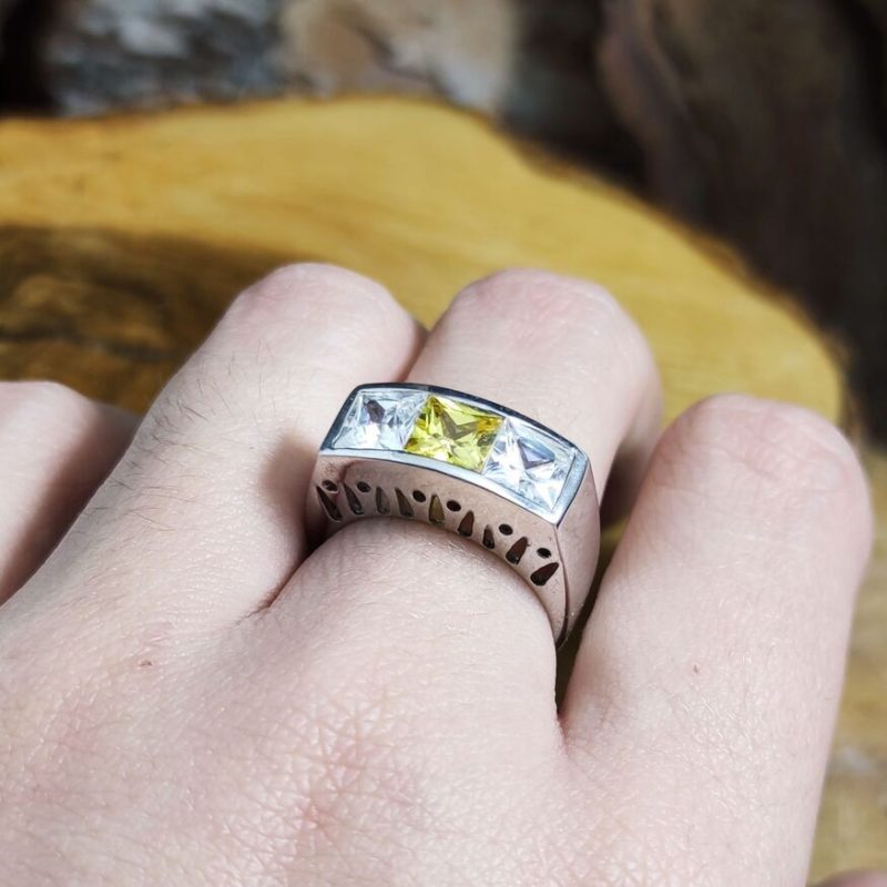 Anillo Circonitas