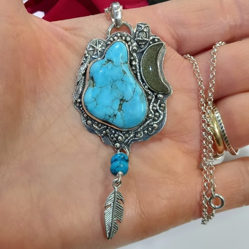 Colgante Turquesa y Obsidiana Dorada Colgante Turquesa y Obsidiana Dorada
