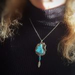 Colgante Turquesa y Obsidiana Dorada