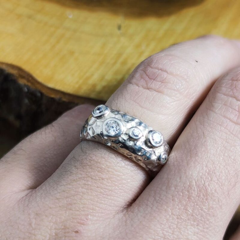 Anillo Circonitas Puntos