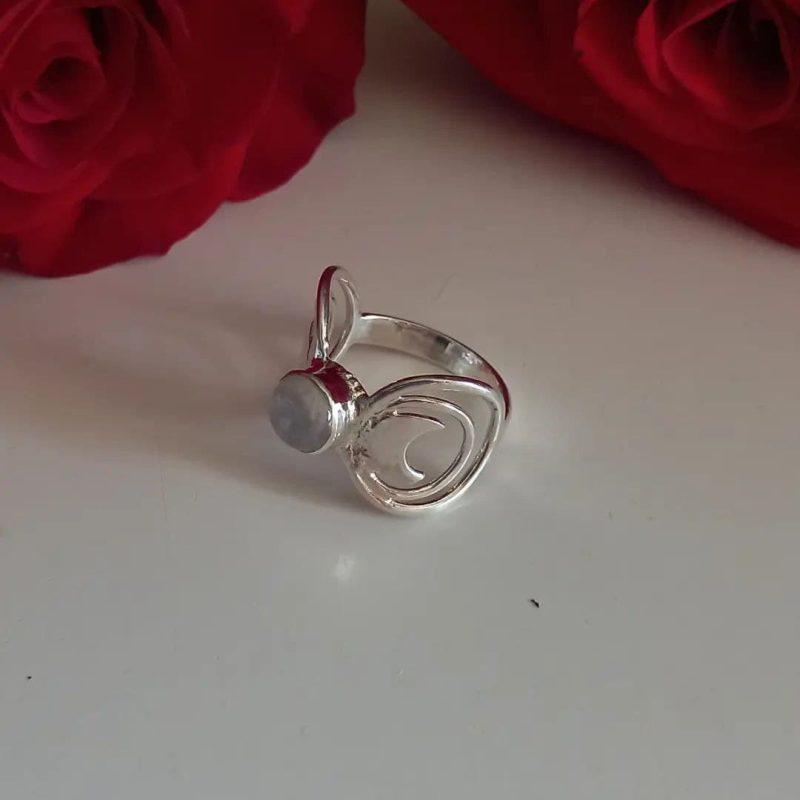 Anillo Piedra de Luna Tres Lunas
