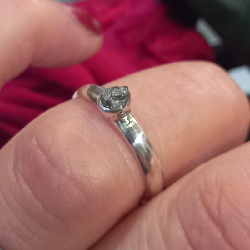 Anillo Diamante Gris