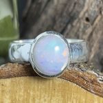 Anillo Ópalo Etíope