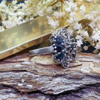 Anillo Zafiro y Marquesitas