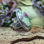 Anillo Rubí en Fucsita