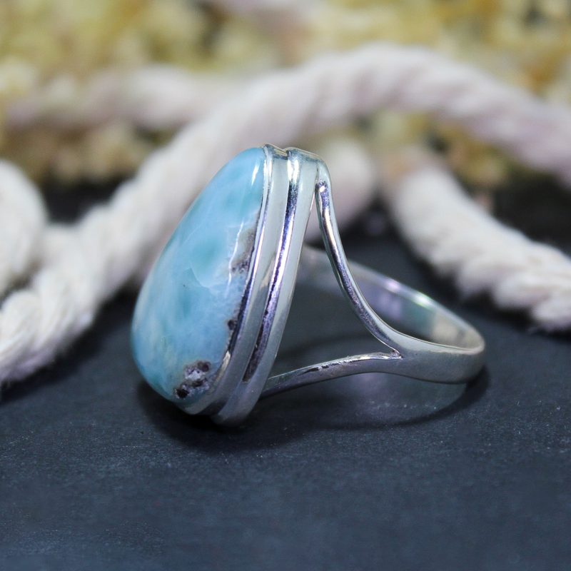 Anillo Larimar