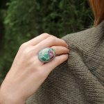 Anillo Rubí en Fucsita