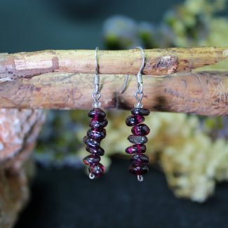 Pendientes Granate Chip