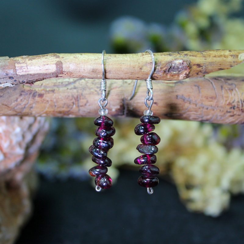 Pendientes Granate Chip