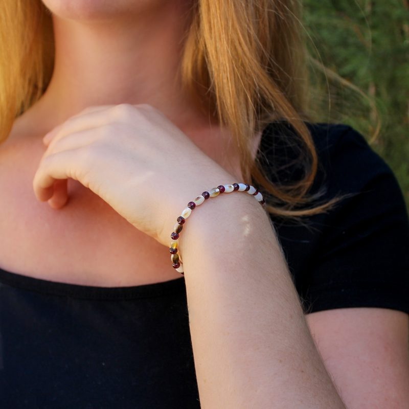 Pulsera Granate y Nácar