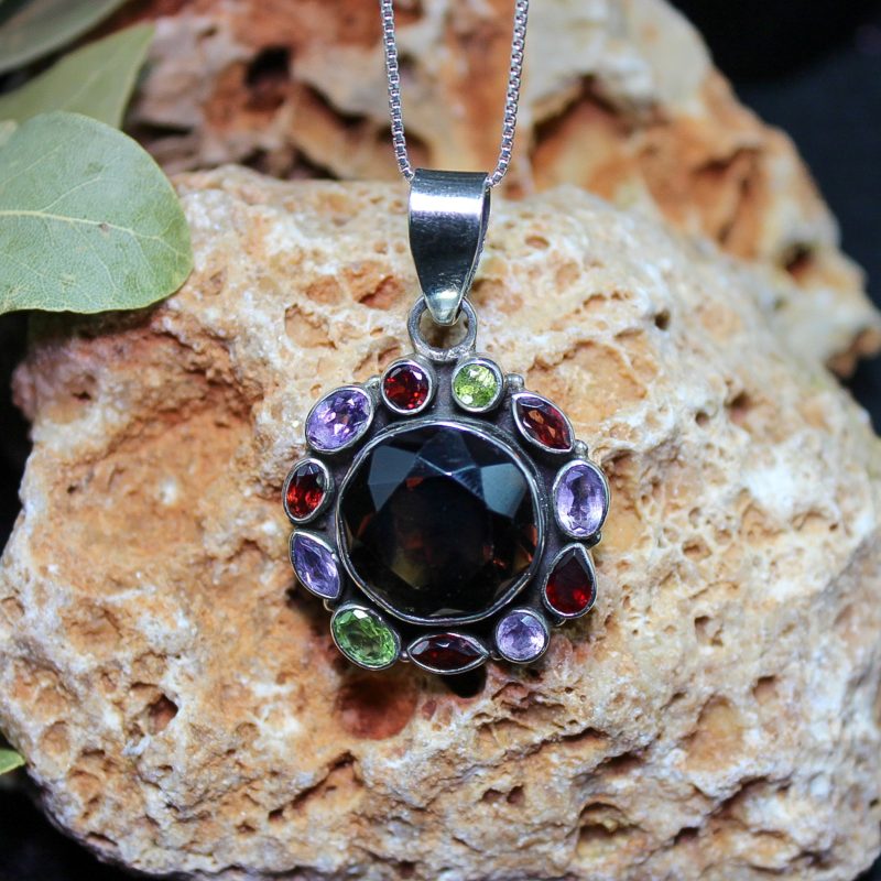 Colgante Cuarzo Ahumado con Amatista, Granate y Peridoto