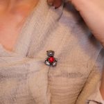 Broche Coral Osito