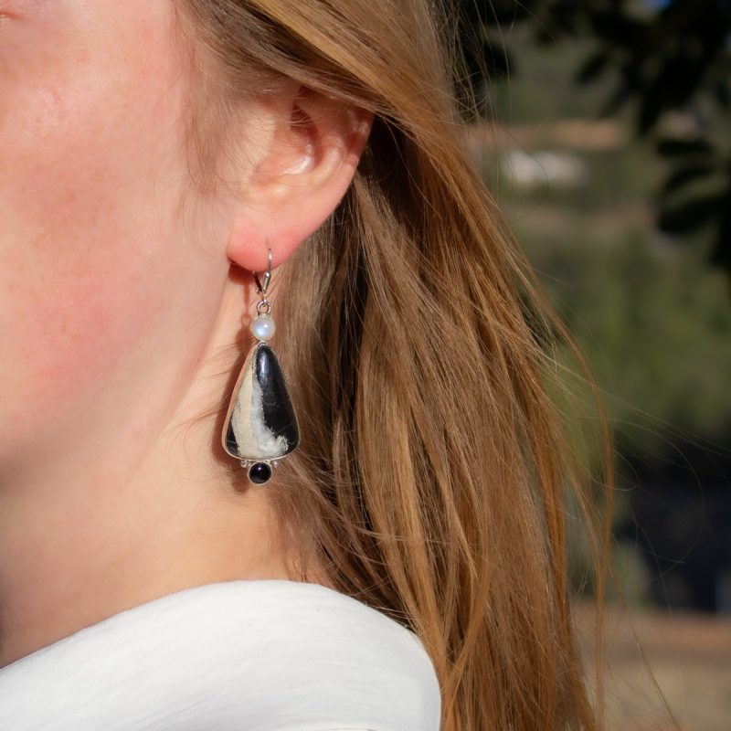 Pendientes Agata Negra y Piedra de Luna Pendientes Agata Negra y Piedra de Luna