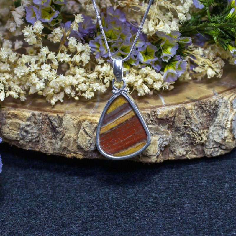 Colgante Jaspe Rojo con Hematite Colgante Jaspe Rojo con Hematite