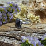 Anillo Shungit Piramide