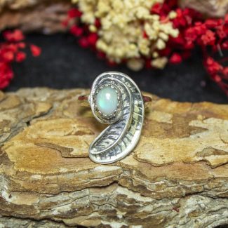 Anillo Ópalo Etíope Pluma