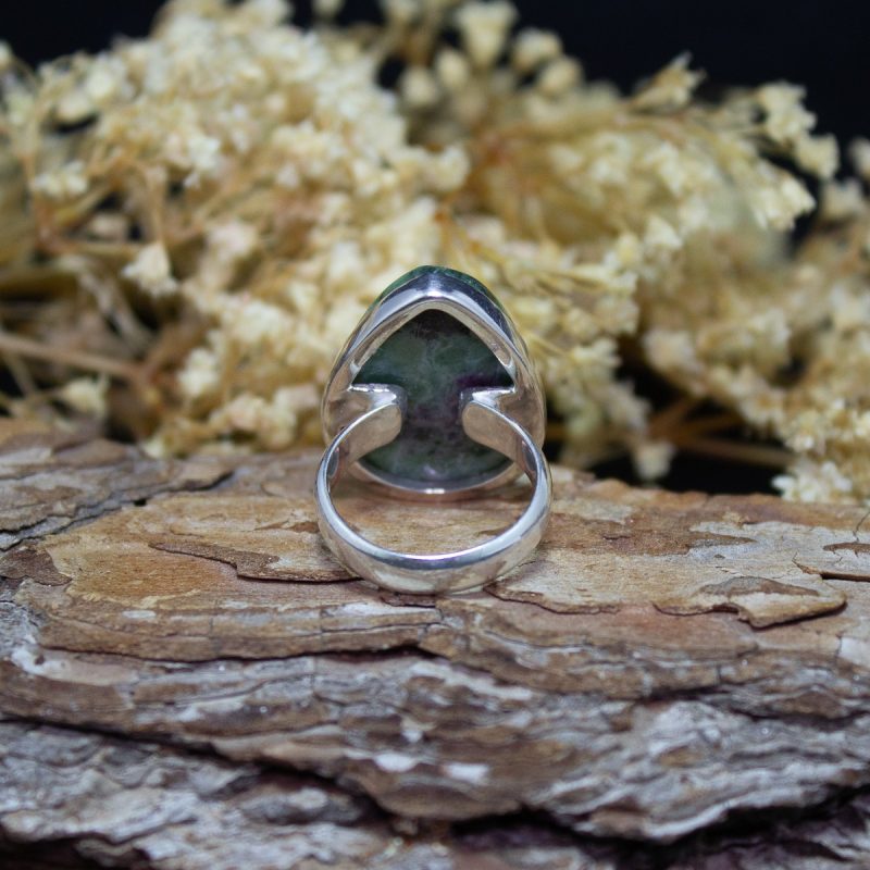 Anillo Rubí en Zoisita Anillo Rubí en Zoisita