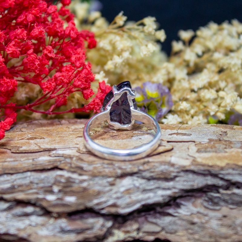 Anillo Iolita