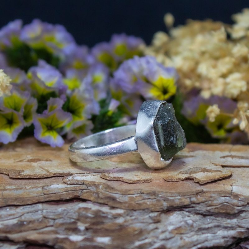 Anillo Moldavita