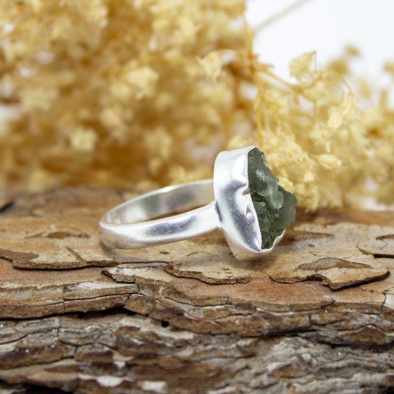 Anillo Moldavita
