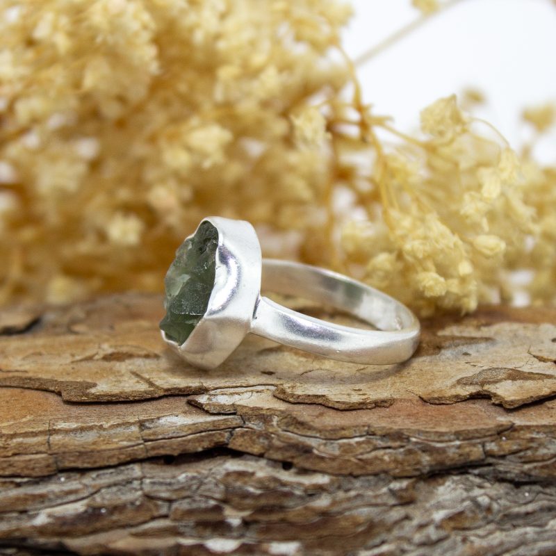 Anillo Moldavita