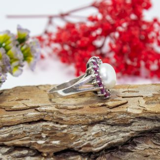 Anillo rubi y perla