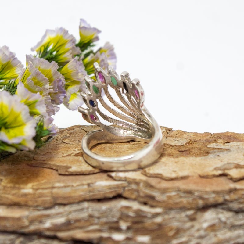 Anillo rubi, esmeralda y zafiro