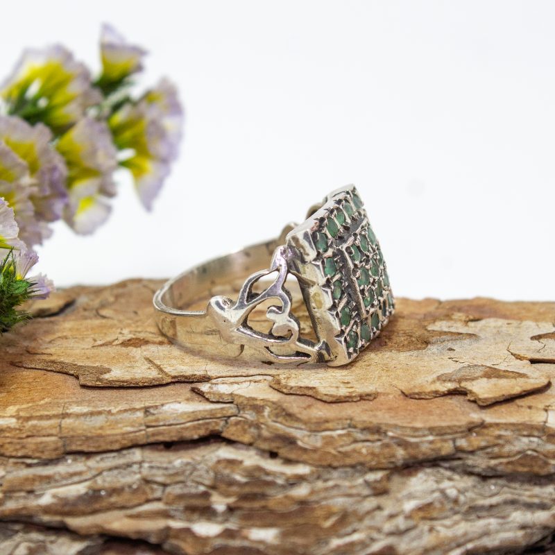 Anillo esmeralda