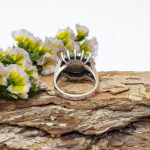 Anillo esmeralda y perla