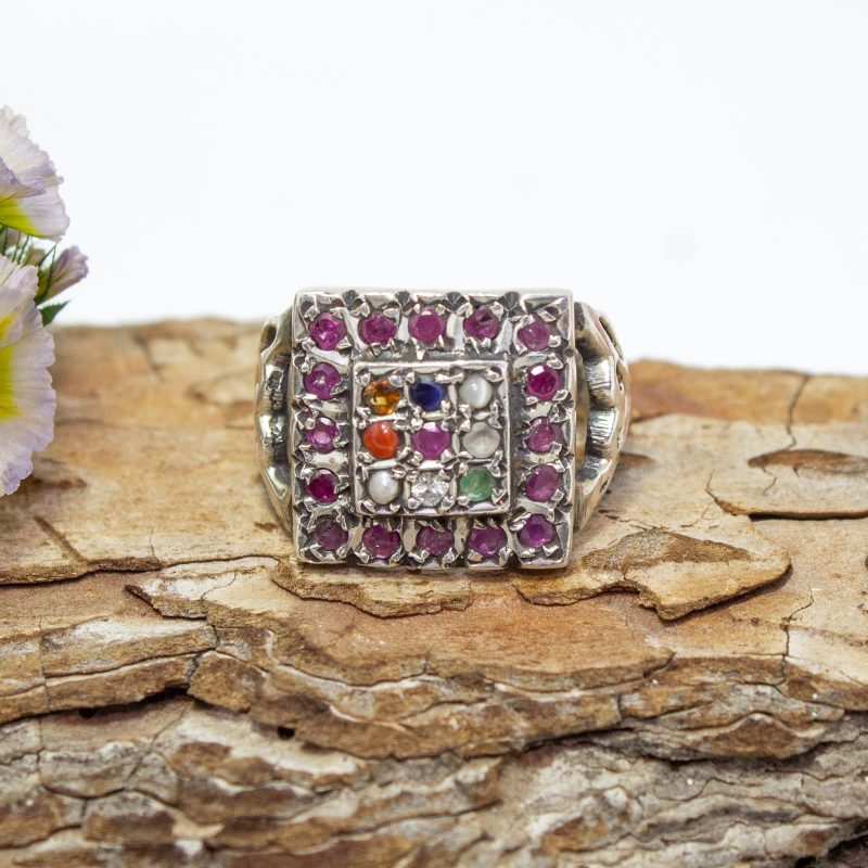 Anillo navaratna