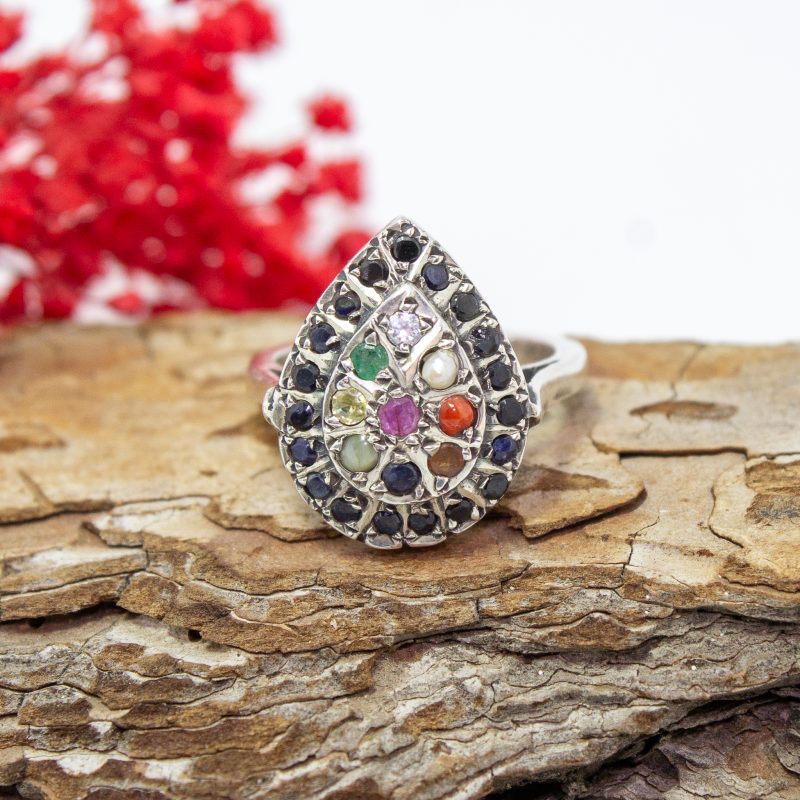 Anillo navaratna