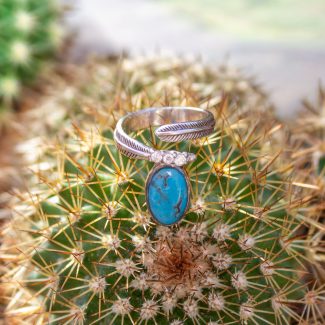 Anillo Turquesa y Circonitas (Pluma)
